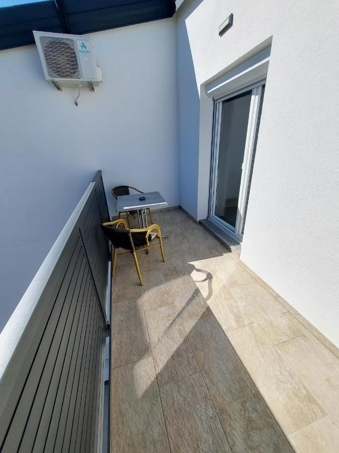 Apartmani Tropical Водице Экстерьер фото